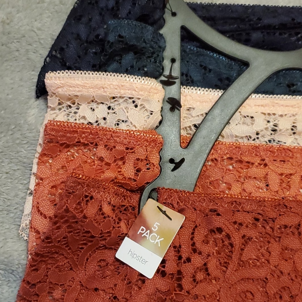 SOLD - Picture 4 of 4